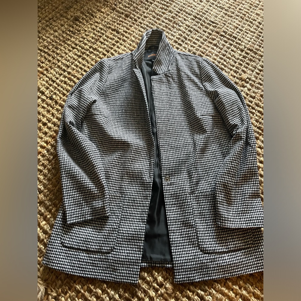 Jacket Size Medium - image 4